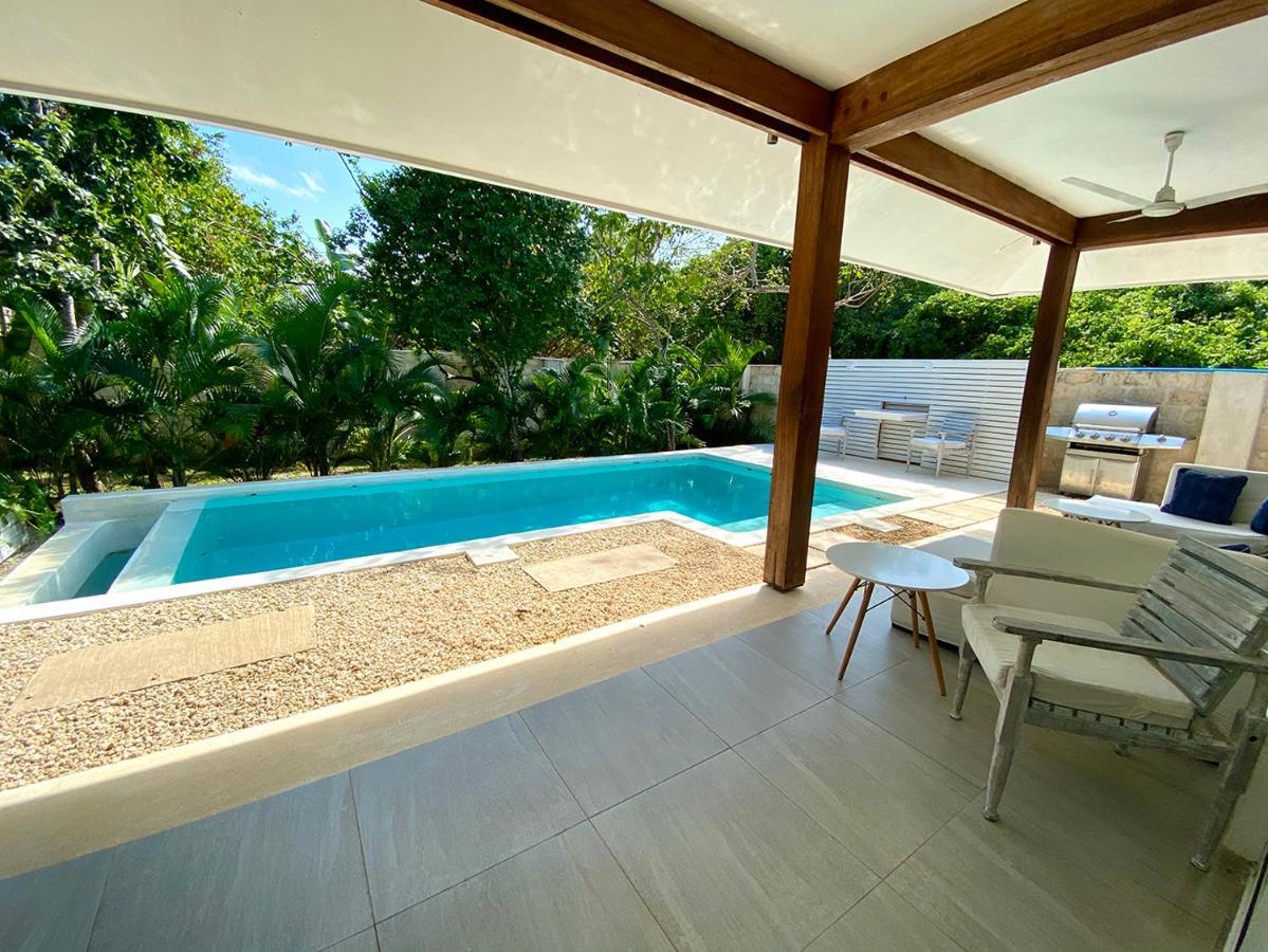 Saffron Villas Диани Бийч Екстериор снимка