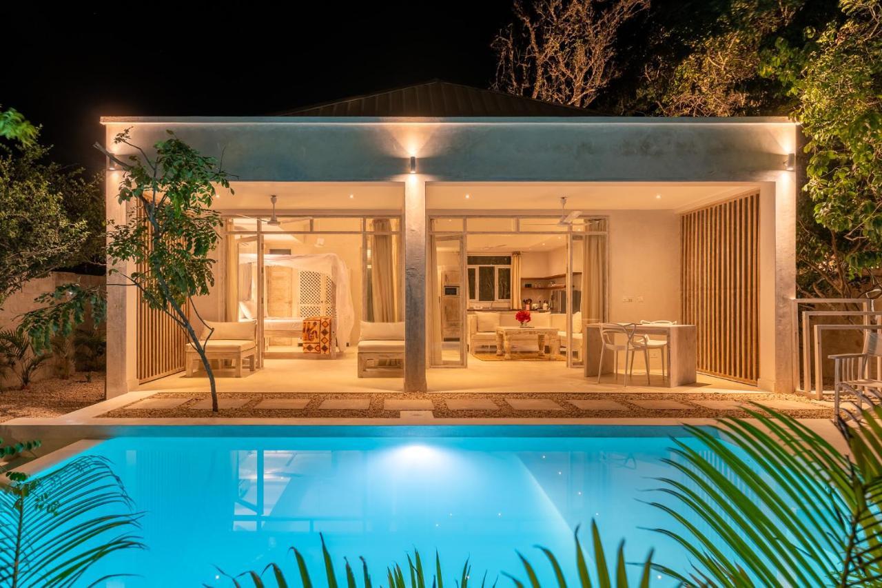 Saffron Villas Диани Бийч Екстериор снимка