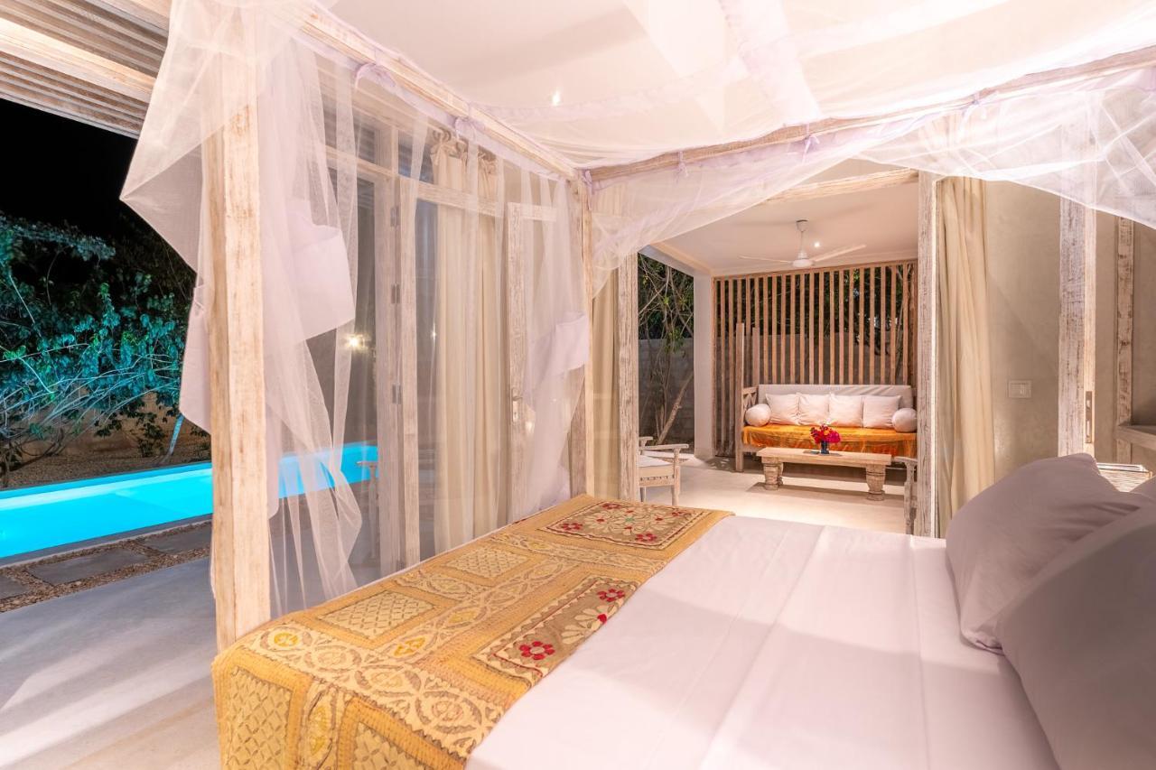 Saffron Villas Диани Бийч Екстериор снимка