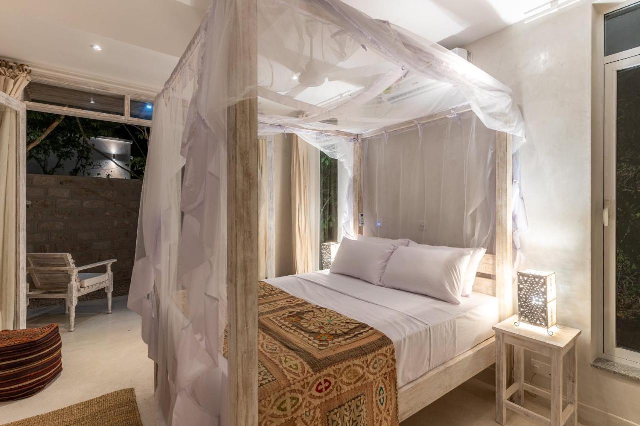 Saffron Villas Диани Бийч Екстериор снимка