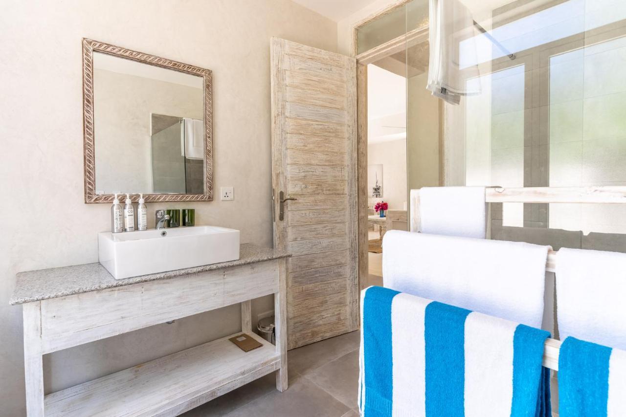 Saffron Villas Диани Бийч Екстериор снимка