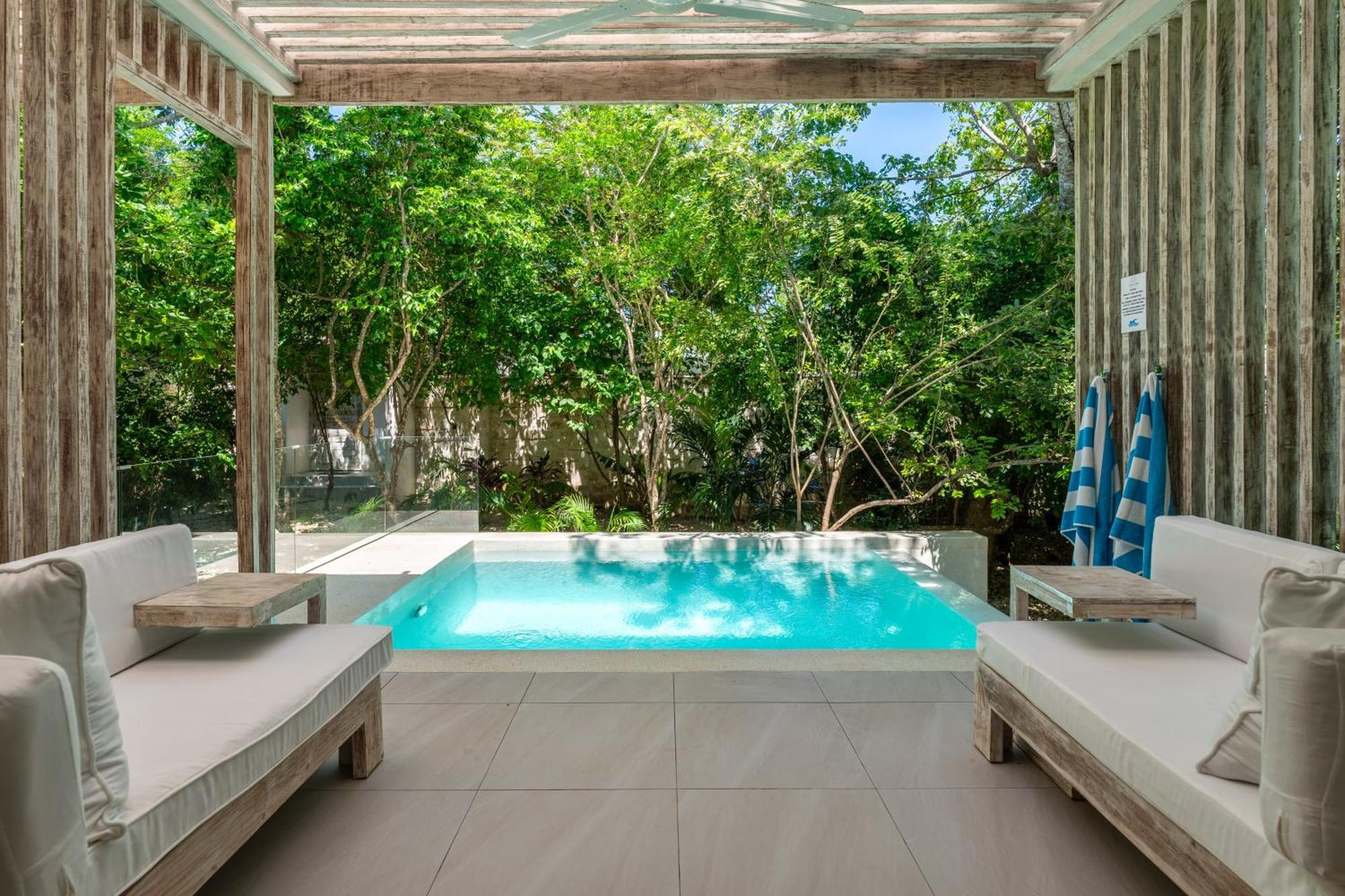 Saffron Villas Диани Бийч Екстериор снимка
