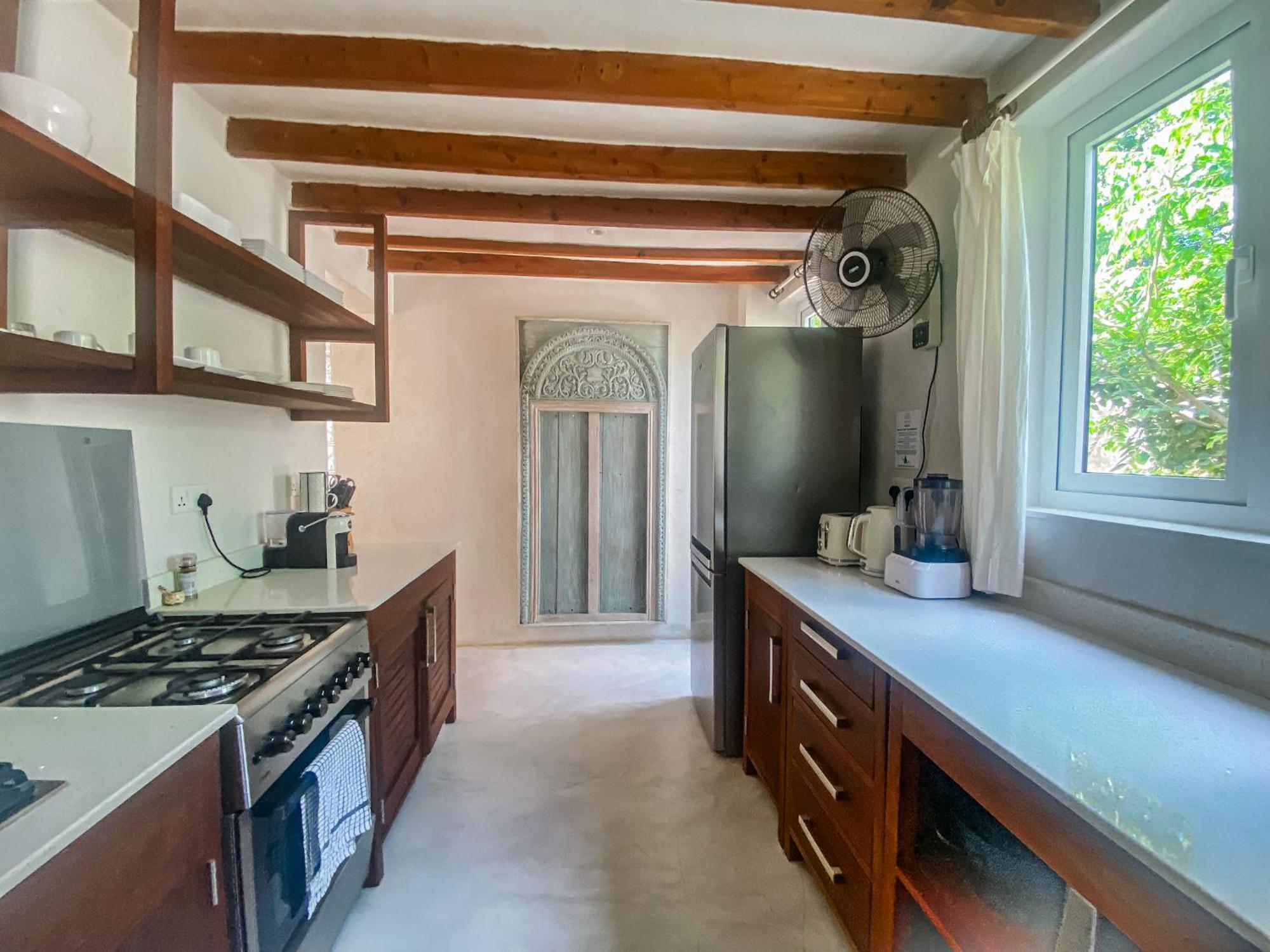 Saffron Villas Диани Бийч Екстериор снимка